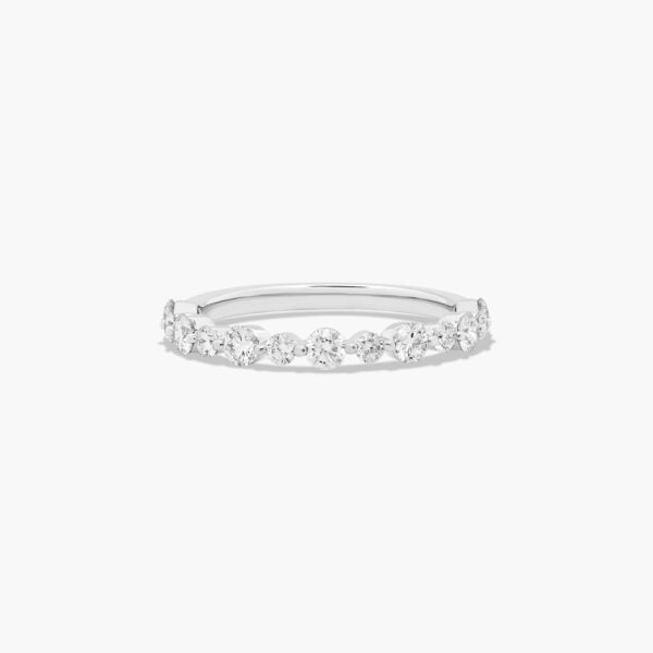 Shared Prong Alternating Diamond Ring