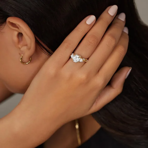 Oval Cut Three Stone Diamond Engagement Ring - Image 4