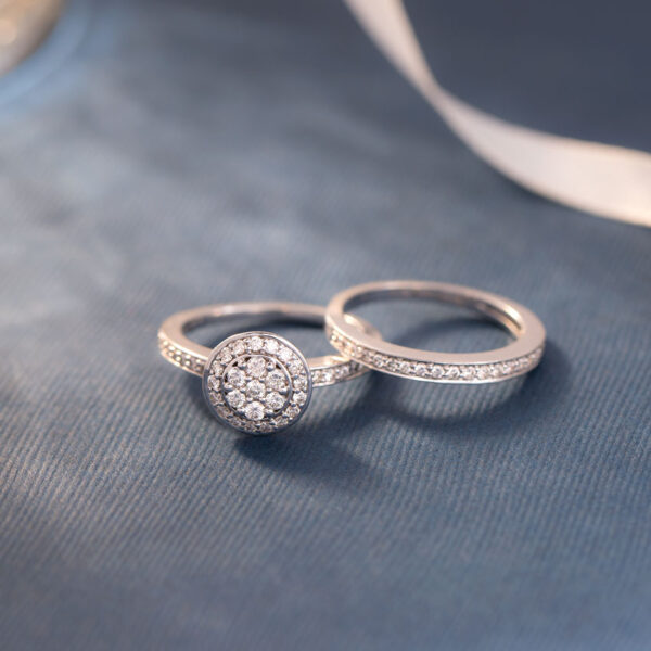 Diamond Bridal Ring Set.