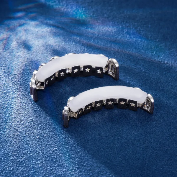 Pre-made Halo Baguette Cut Grillz. - Image 5