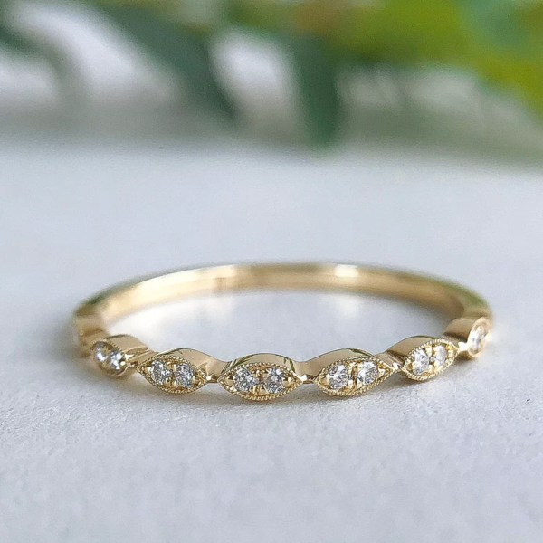 Vintage Style Wedding Band, Unique Wedding Band Women. - Image 9