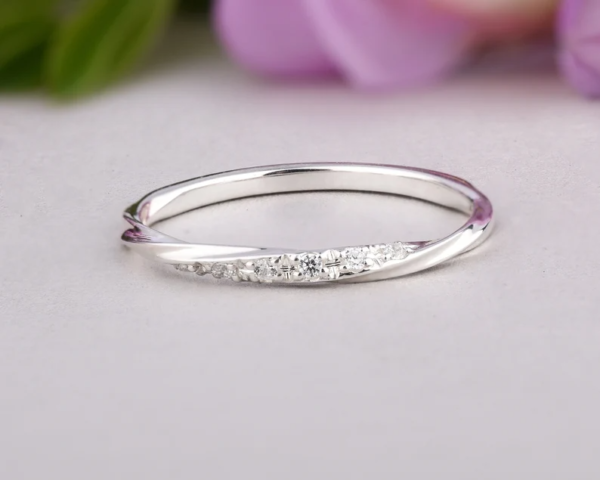 Dainty Wedding Band With Diamonds 14K Rose Gold Twist Ring. - Image 3