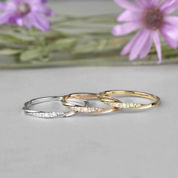 Dainty Wedding Band With Diamonds 14K Rose Gold Twist Ring. - Image 4