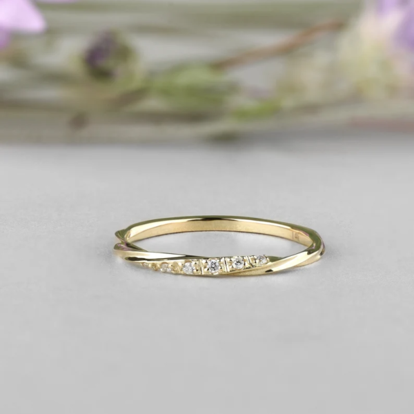 Dainty Wedding Band With Diamonds 14K Rose Gold Twist Ring. - Image 5