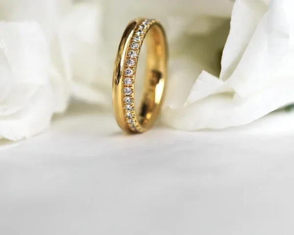 Round Cut  Diamond Wedding Band . - Image 4