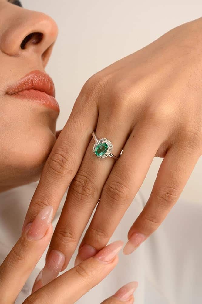 how to clean emerald ring